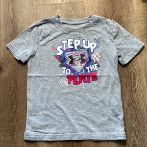 Under armour short sleeve shirt size 5